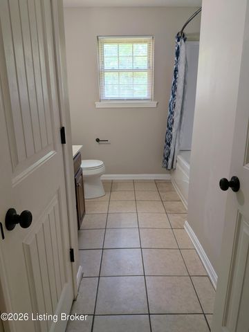 155 Valleyview Dr, Bardstown, KY 40004