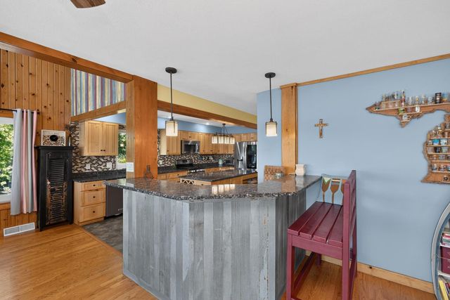 68388 Dailey Road, Ontwa Twp, MI 49112