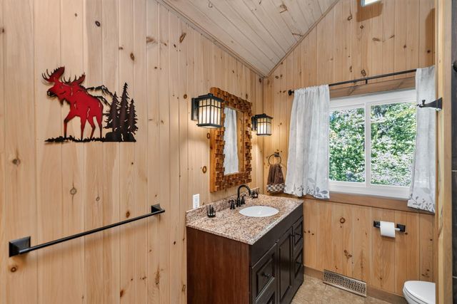 68388 Dailey Road, Ontwa Twp, MI 49112