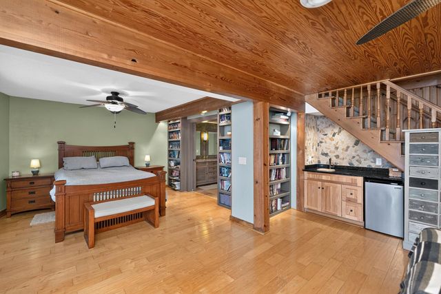 68388 Dailey Road, Ontwa Twp, MI 49112