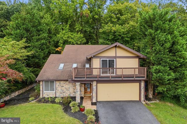 7818 MULBERRY BOTTOM LN, Springfield, VA 22153