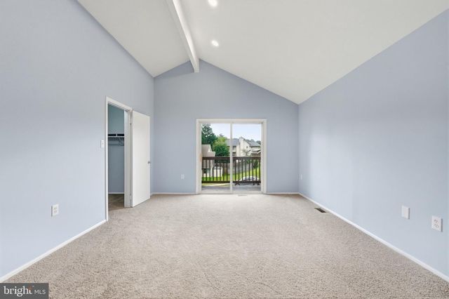 7818 MULBERRY BOTTOM LN, Springfield, VA 22153