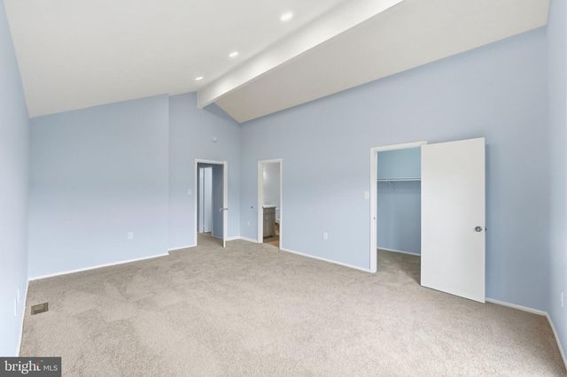 7818 MULBERRY BOTTOM LN, Springfield, VA 22153
