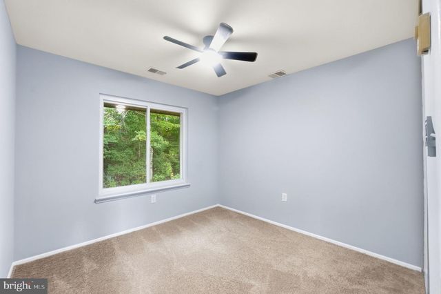 7818 MULBERRY BOTTOM LN, Springfield, VA 22153
