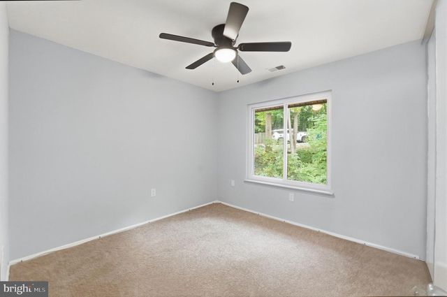 7818 MULBERRY BOTTOM LN, Springfield, VA 22153