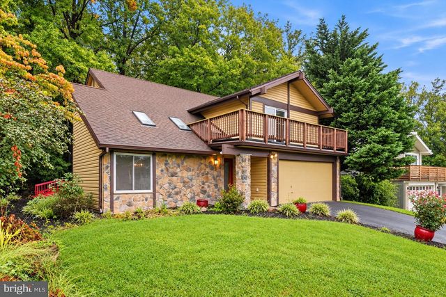 7818 MULBERRY BOTTOM LN, Springfield, VA 22153
