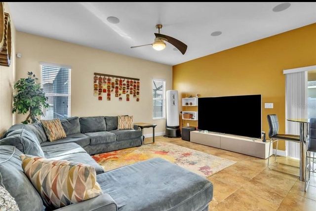 245 VIOLA DRIVE, Auburndale, FL 33823