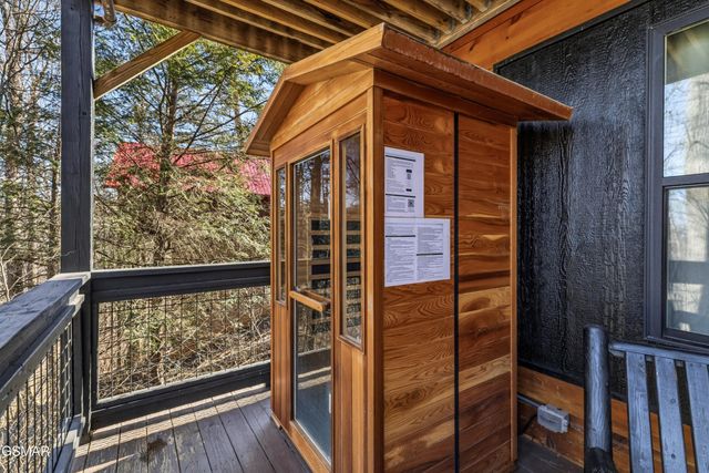 1235 Annes Road, Gatlinburg, TN 37738