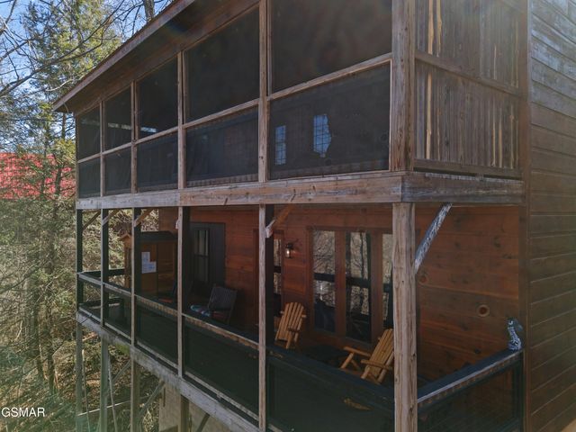 1235 Annes Road, Gatlinburg, TN 37738