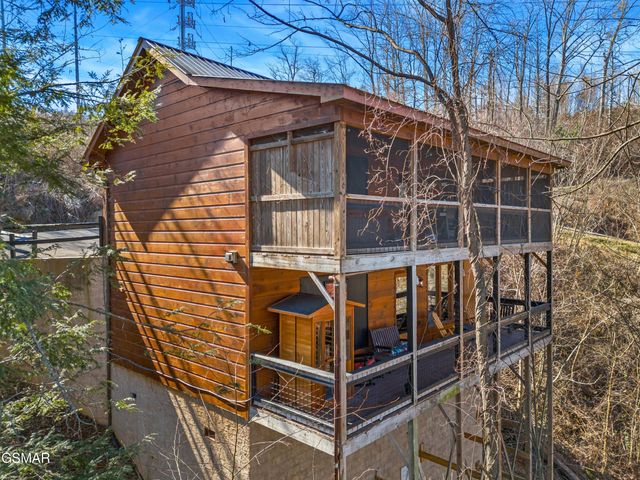 1235 Annes Road, Gatlinburg, TN 37738