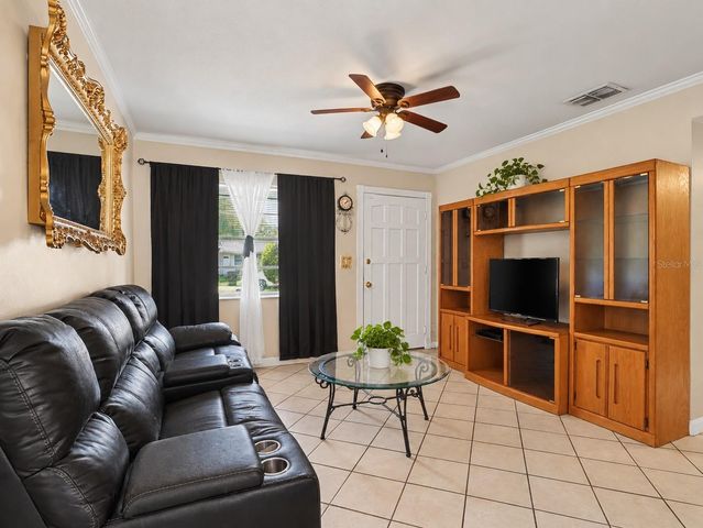 322 NE 9TH STREET, Mulberry, FL 33860