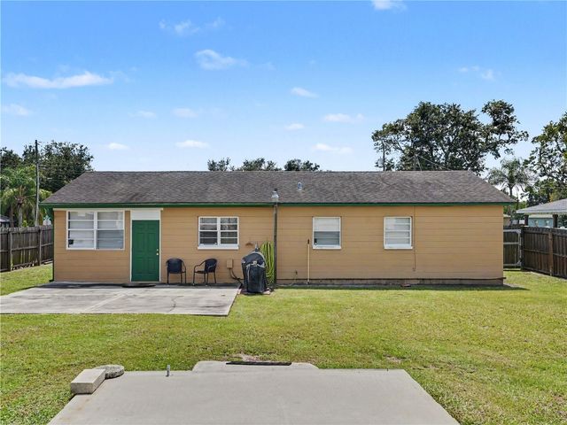 322 NE 9TH STREET, Mulberry, FL 33860