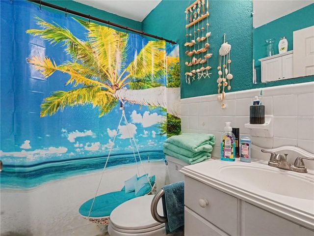 322 NE 9TH STREET, Mulberry, FL 33860