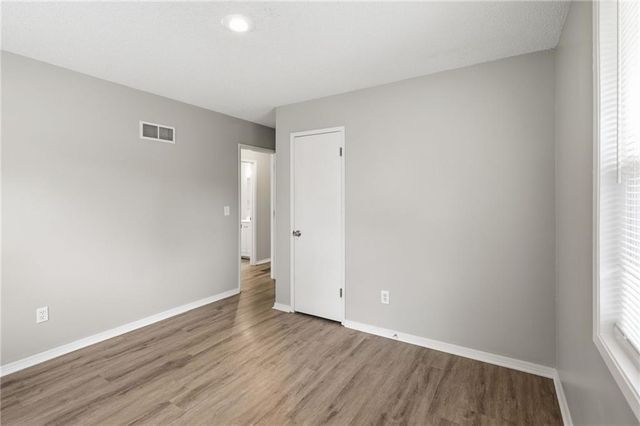 6405 E 140th Terrace, Grandview, MO 64030