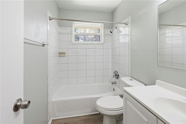 6405 E 140th Terrace, Grandview, MO 64030