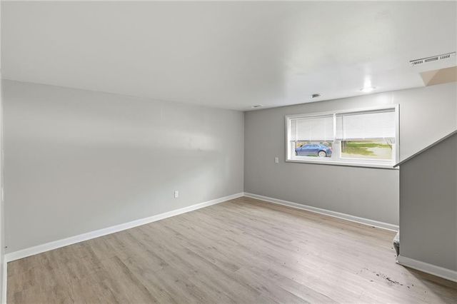 6405 E 140th Terrace, Grandview, MO 64030