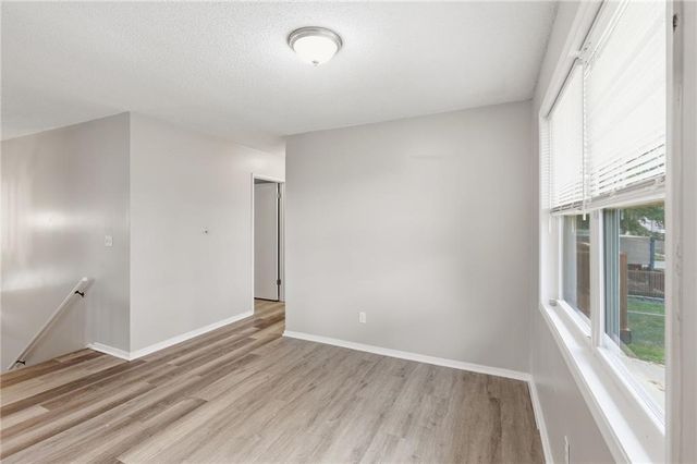 6405 E 140th Terrace, Grandview, MO 64030