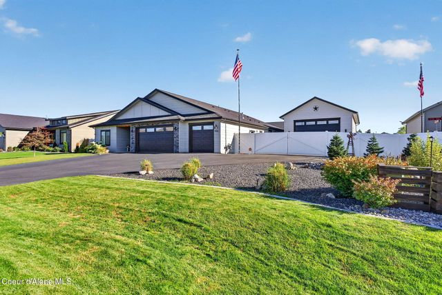 8136 W Splitrail AVE, Rathdrum, ID 83858