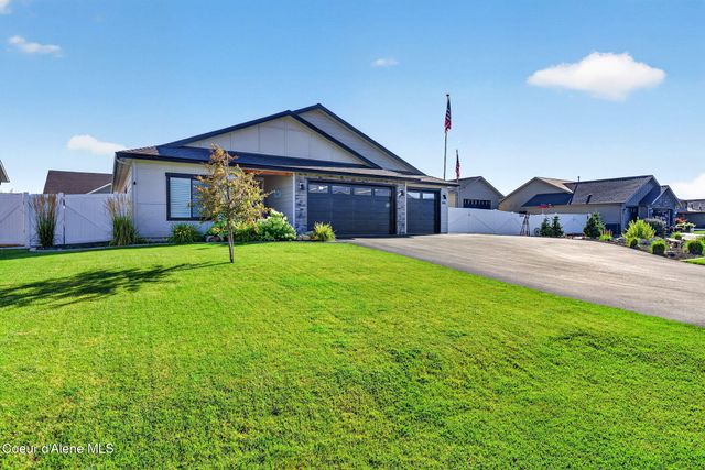 8136 W Splitrail AVE, Rathdrum, ID 83858