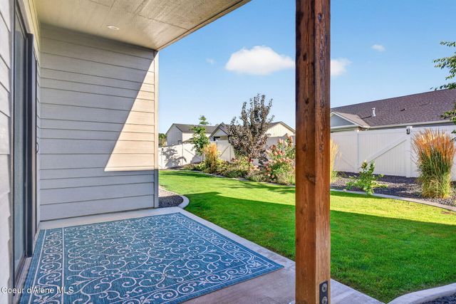 8136 W Splitrail AVE, Rathdrum, ID 83858