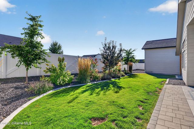 8136 W Splitrail AVE, Rathdrum, ID 83858