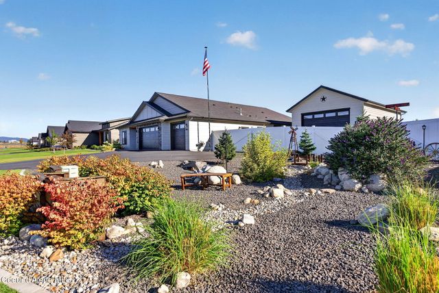 8136 W Splitrail AVE, Rathdrum, ID 83858