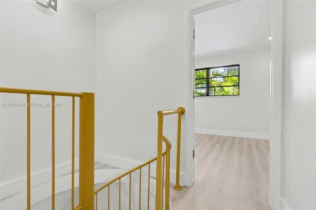 523 NE 38th St 6, Miami, FL 33137