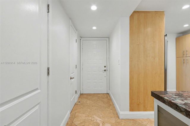 523 NE 38th St 6, Miami, FL 33137