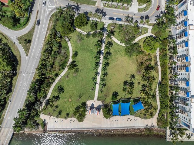 523 NE 38th St 6, Miami, FL 33137