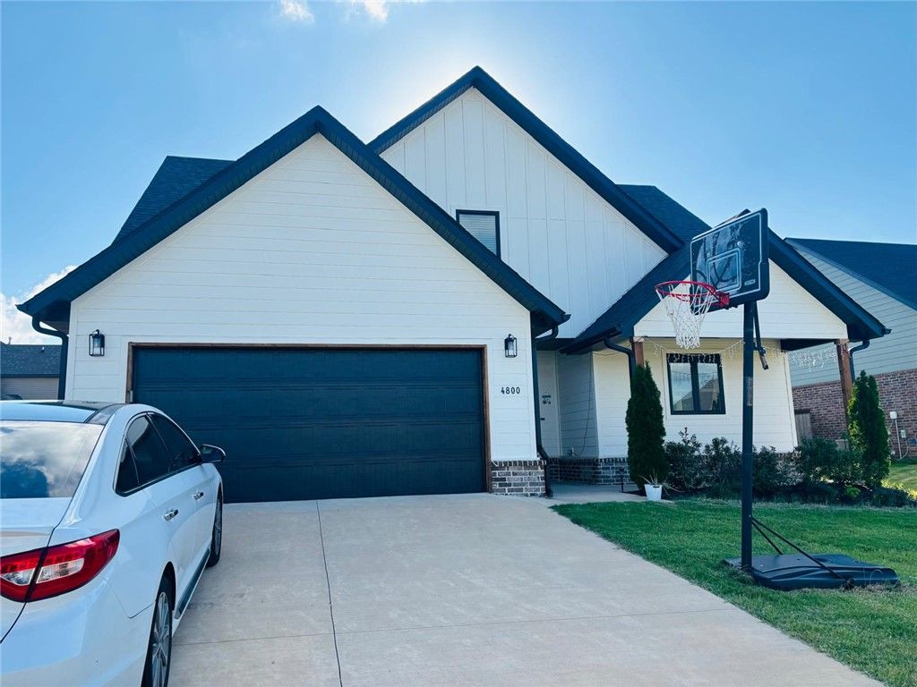 4800 SW Elderwood Street, Bentonville, AR 72713