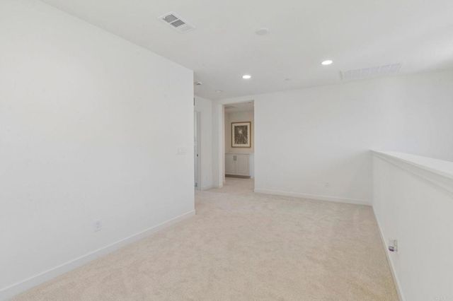 717 Kingbird Loop, Oceanside, CA 92058