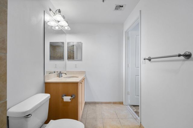 511 SE 5th Avenue 707, Fort Lauderdale, FL 33301