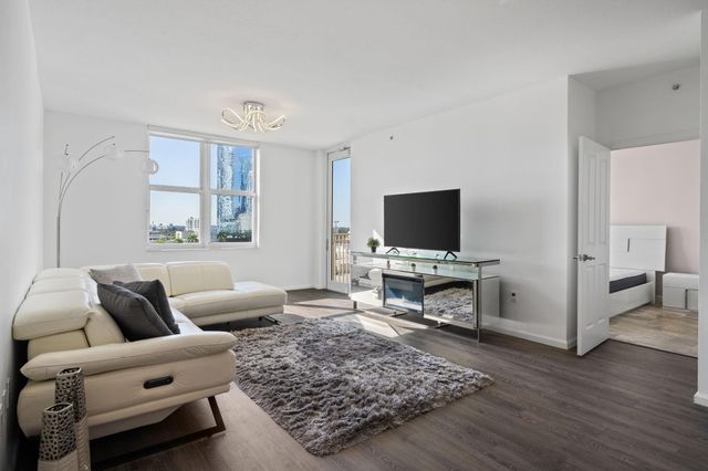 511 SE 5th Avenue 707, Fort Lauderdale, FL 33301