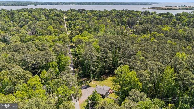 40147 DOCKSER DR, Mechanicsville, MD 20659