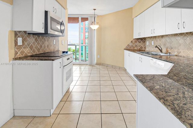 3370 Hidden Bay Drive 804, Aventura, FL 33180