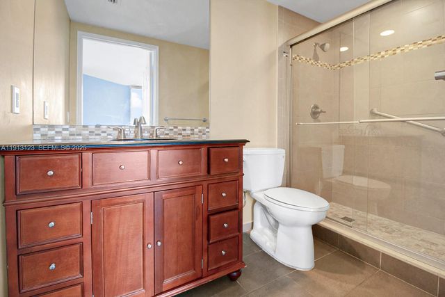 3370 Hidden Bay Drive 804, Aventura, FL 33180