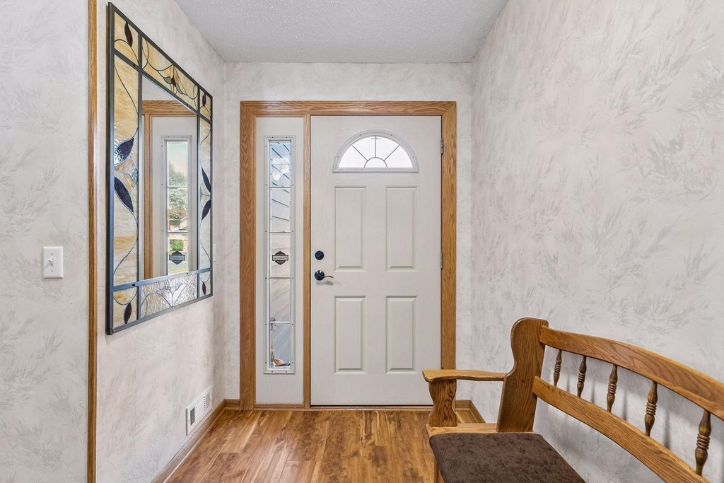 13323 Inglewood Avenue, Savage, MN 55378 — photo 4