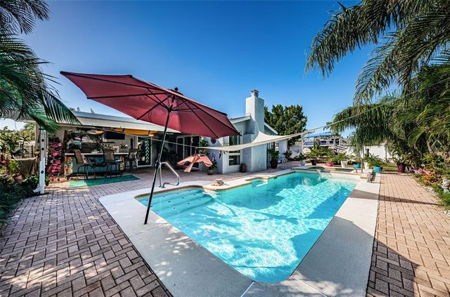 13191 92ND AVENUE, Seminole, FL 33776