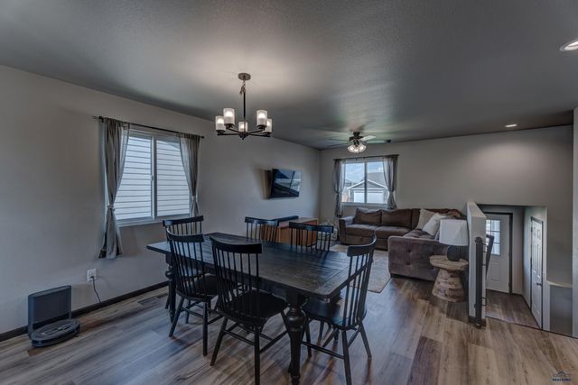 3939 HARALSON LN, Rapid City, SD 57703