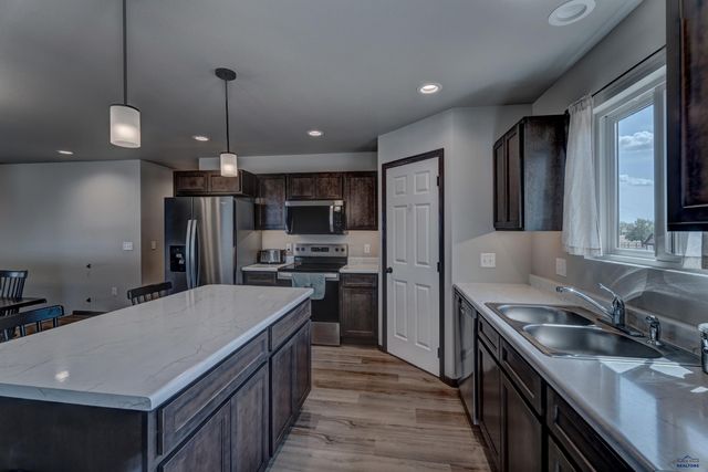 3939 HARALSON LN, Rapid City, SD 57703