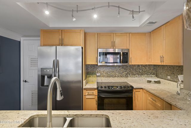 13 Harbourside Ln Apt 7164, Hilton Head Island, SC 29928