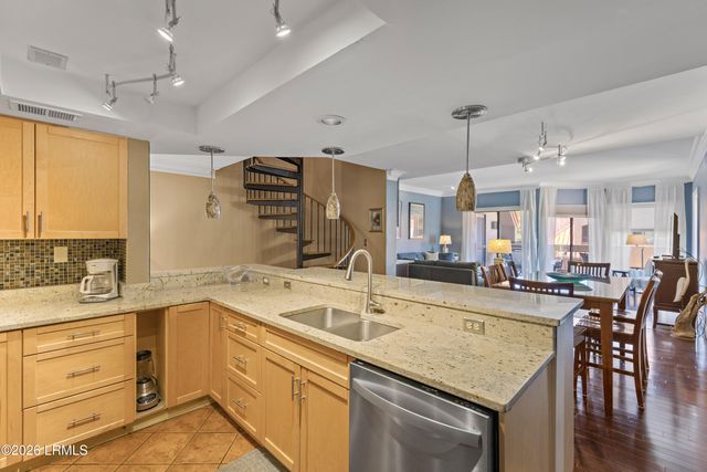 13 Harbourside Ln Apt 7164, Hilton Head Island, SC 29928