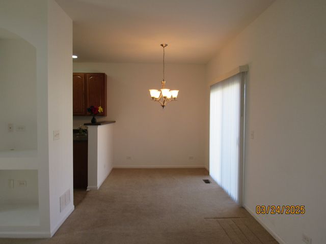 494 S Jade Lane, Round Lake, IL 60073