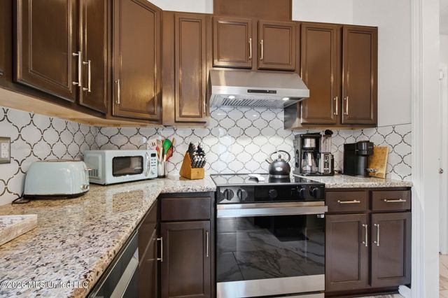 309 Woodcrest Drive, Long Beach, MS 39560