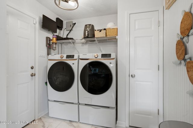 309 Woodcrest Drive, Long Beach, MS 39560