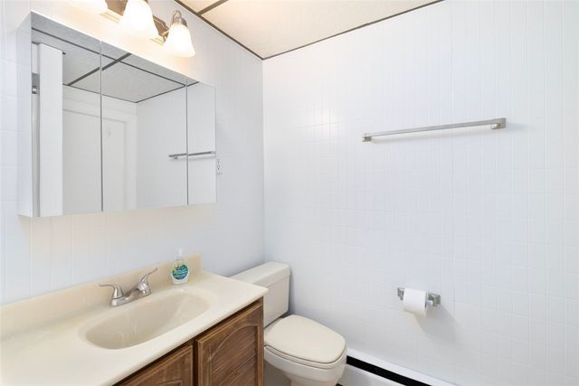 123 Harrington Avenue, Warwick, RI 02888