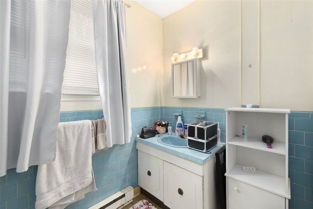 123 Harrington Avenue, Warwick, RI 02888