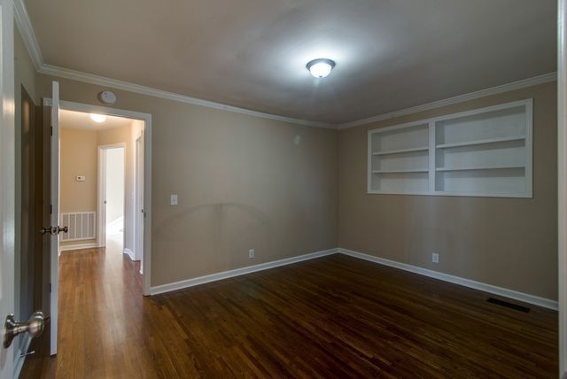 126 Tallwood Dr, Nashville, TN 37211