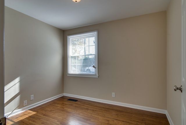 126 Tallwood Dr, Nashville, TN 37211