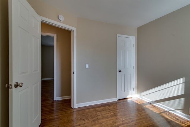 126 Tallwood Dr, Nashville, TN 37211